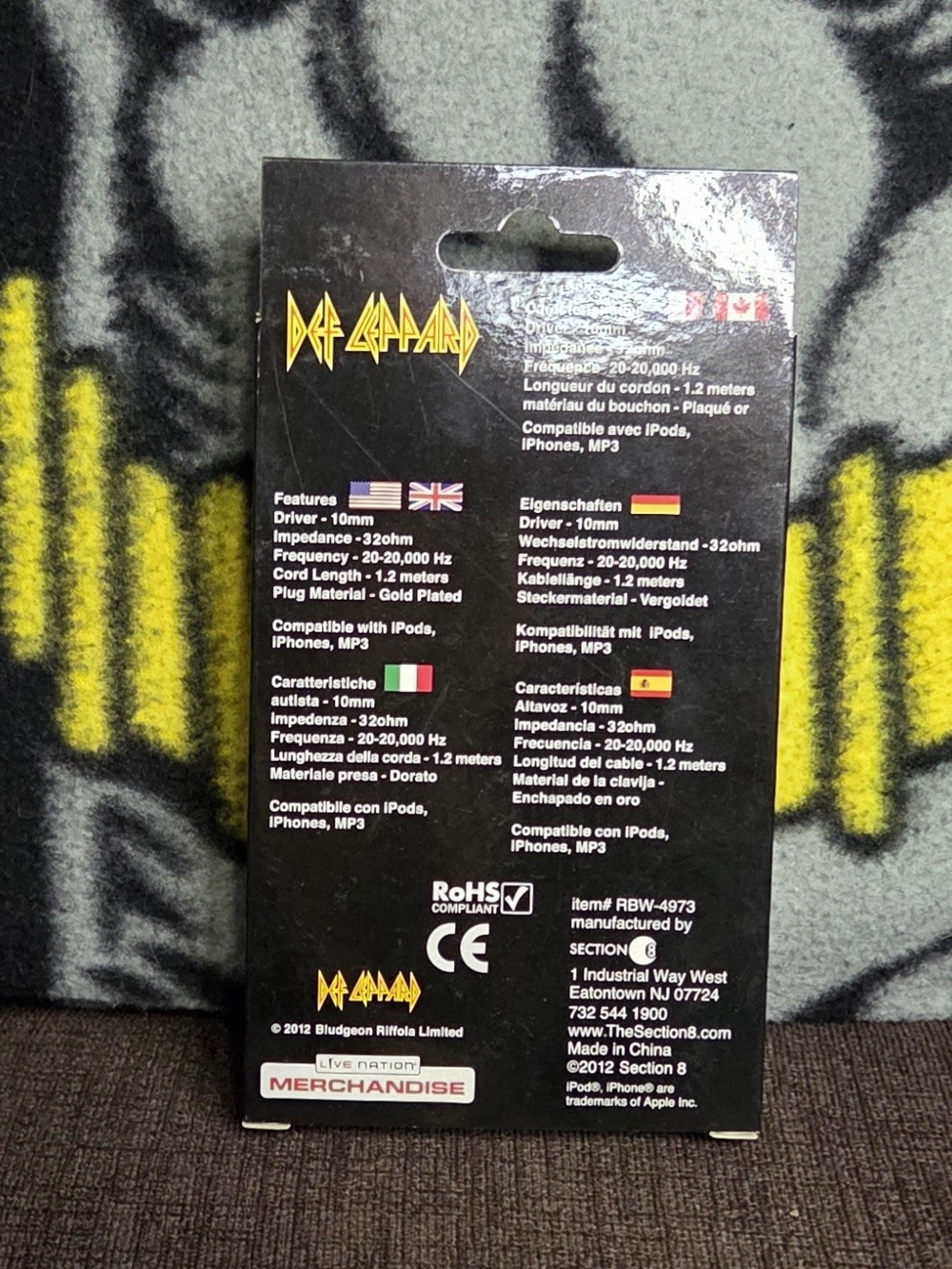 Def Leppard High Performance In-Ear Earbuds - Picture 2 of 3